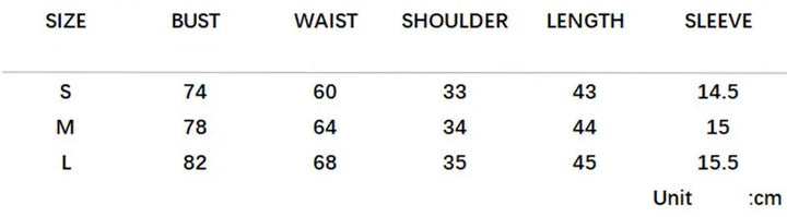 Clothing size chart showing measurements for bust, waist, shoulder, length, and sleeve in cm for sizes S, M, and L