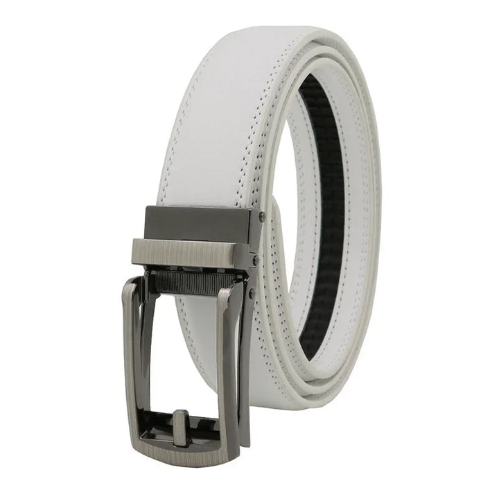 White leather men's belt with silver automatic ratchet buckle, classic casual style