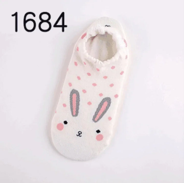 White ankle sock with pink polka dots and cute bunny face design