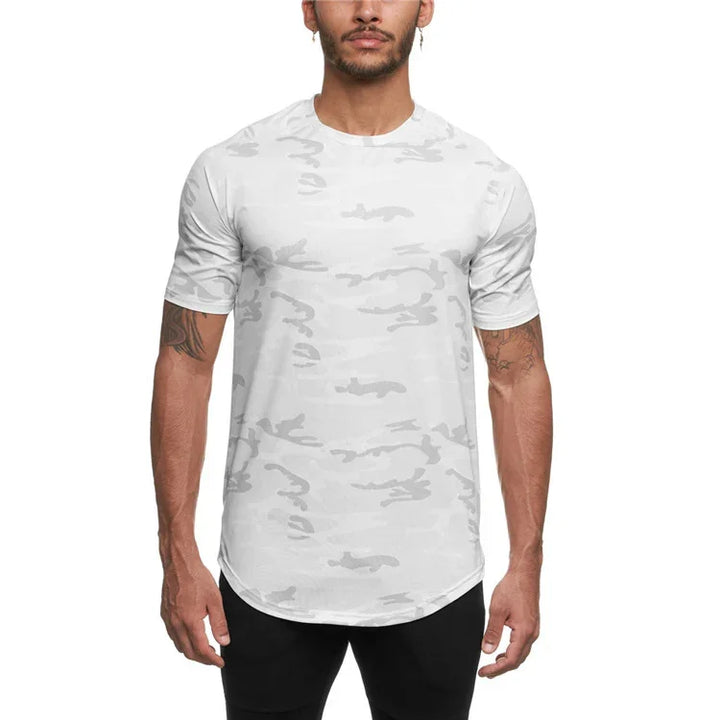 Man wearing white short-sleeve camouflage pattern athletic t-shirt with round neck