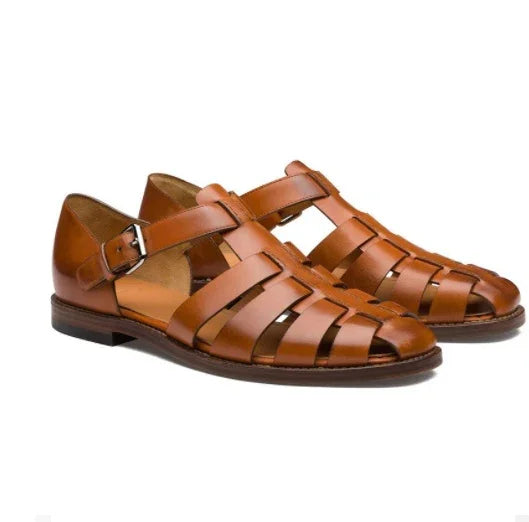 brown leather men's fisherman sandals with buckle strap and open-toe design