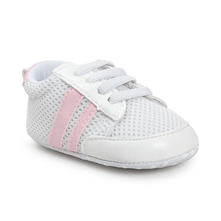 White baby sneaker with breathable mesh fabric and pink stripes, soft sole
