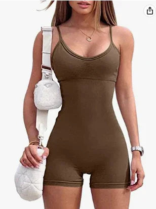 woman wearing brown sleeveless fitted romper with white quilted purse and watch, casual summer outfit